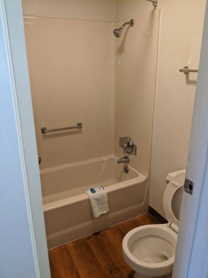 Rodeway Inn Altoona Kültér fotó