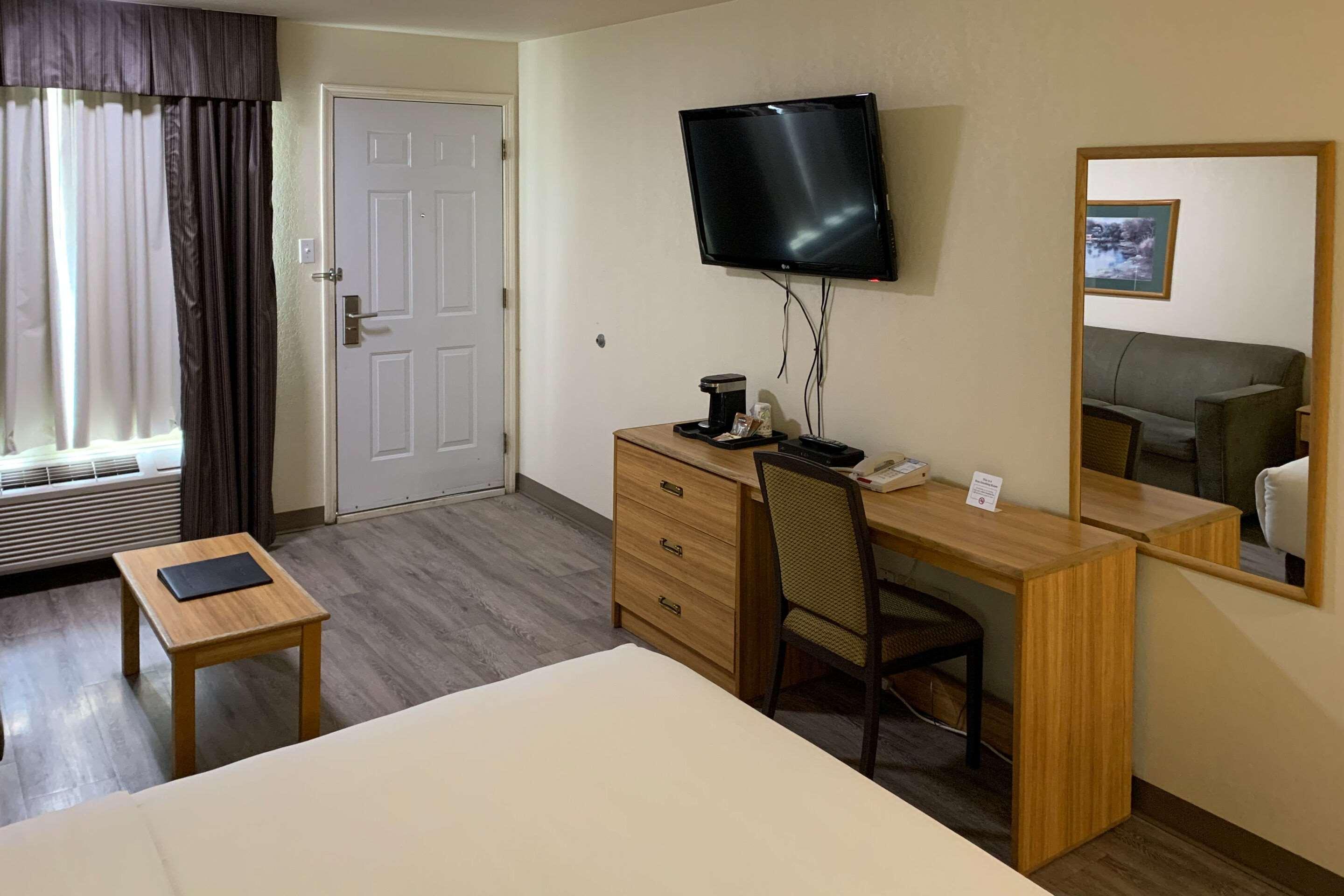 Rodeway Inn Altoona Kültér fotó