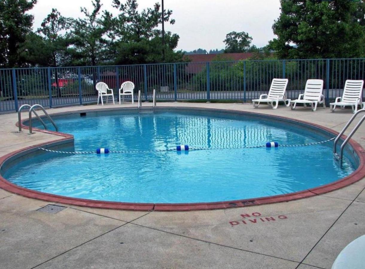 Rodeway Inn Altoona Kültér fotó