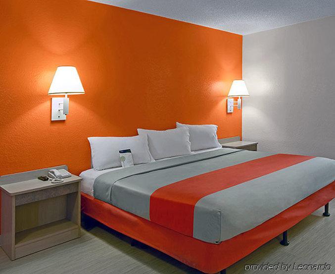 Rodeway Inn Altoona Kültér fotó
